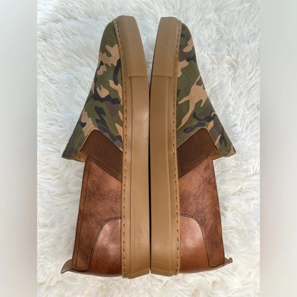 Warfield & Grand | Pillar Leather Sneaker | New with Box main image 2